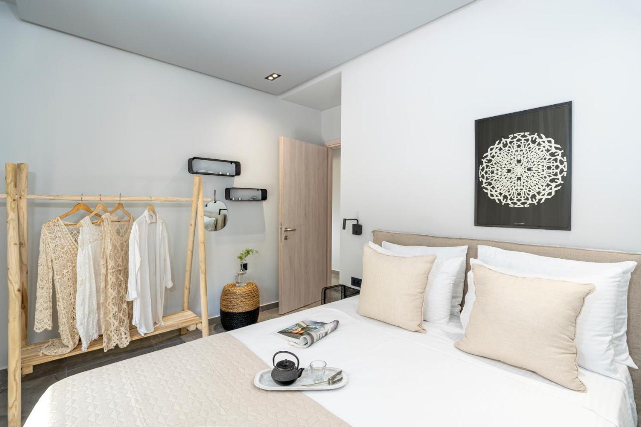 Elia & Anthos Deluxe Suites 익시아 외부 사진