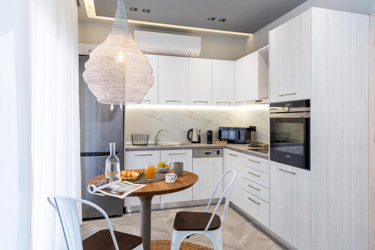 Elia & Anthos Deluxe Suites 익시아 외부 사진