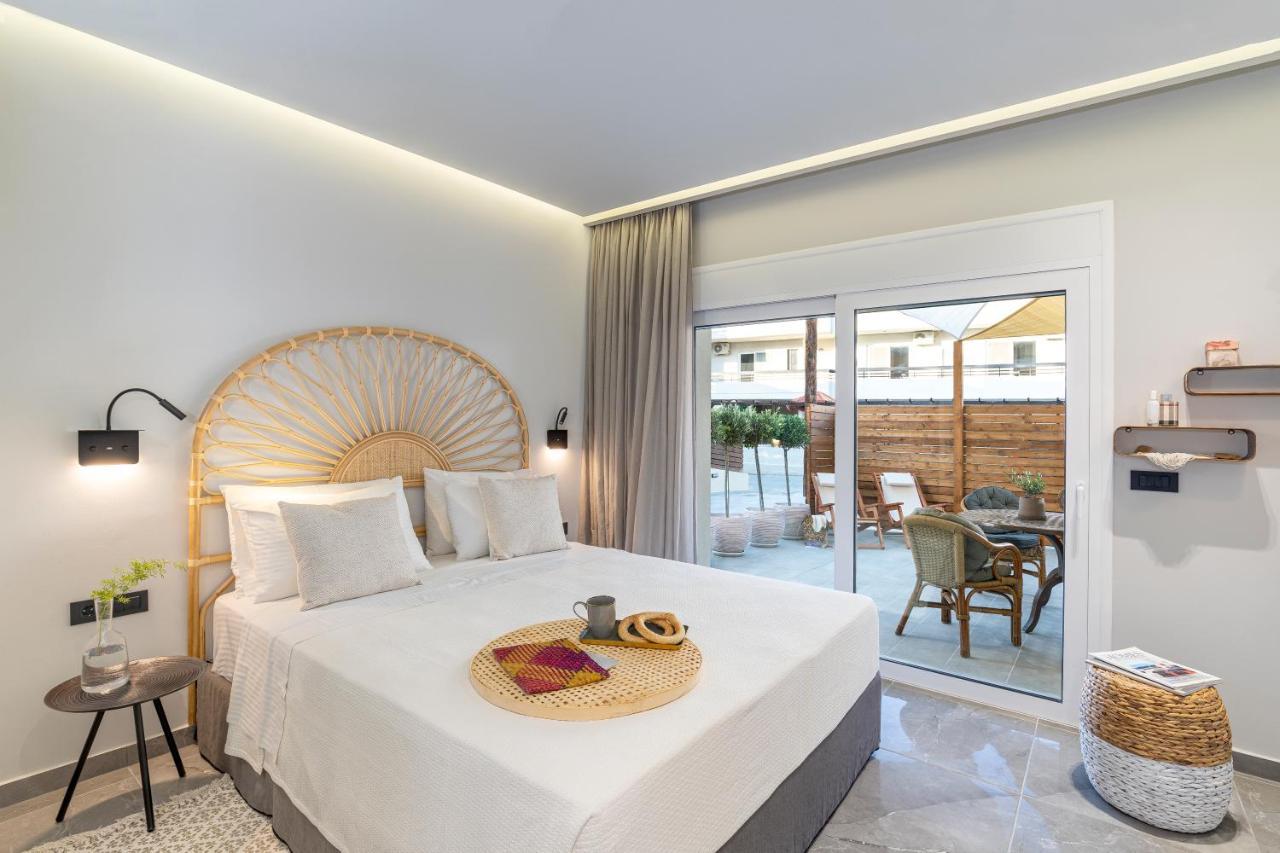 Elia & Anthos Deluxe Suites 익시아 외부 사진