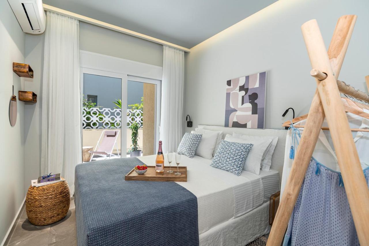 Elia & Anthos Deluxe Suites 익시아 외부 사진