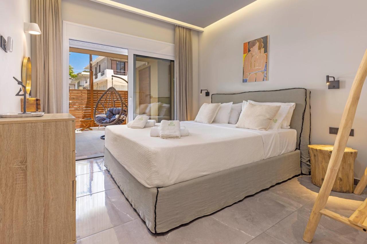 Elia & Anthos Deluxe Suites 익시아 외부 사진