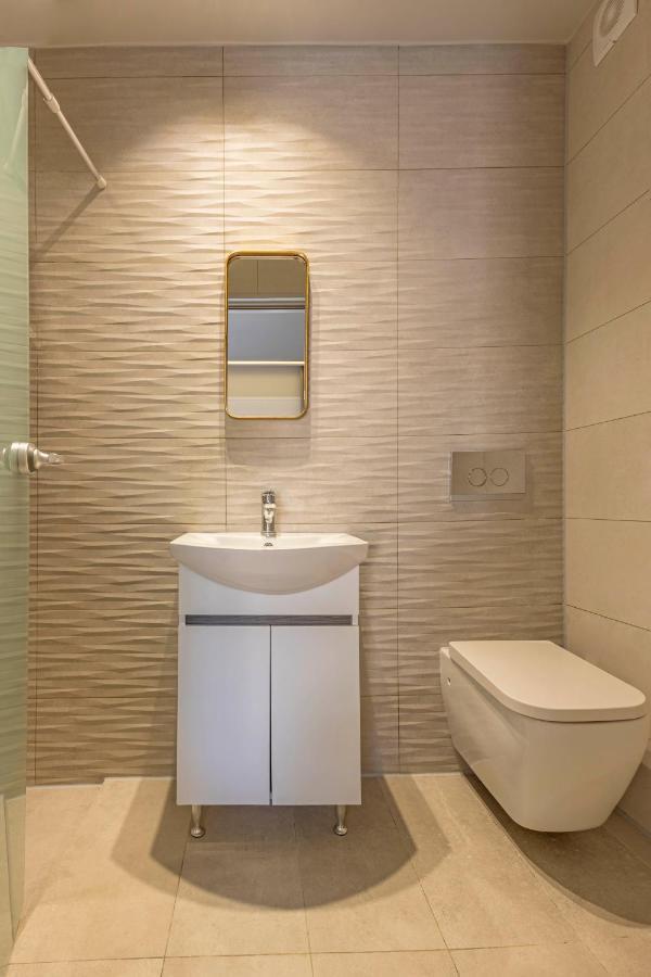 Elia & Anthos Deluxe Suites 익시아 외부 사진